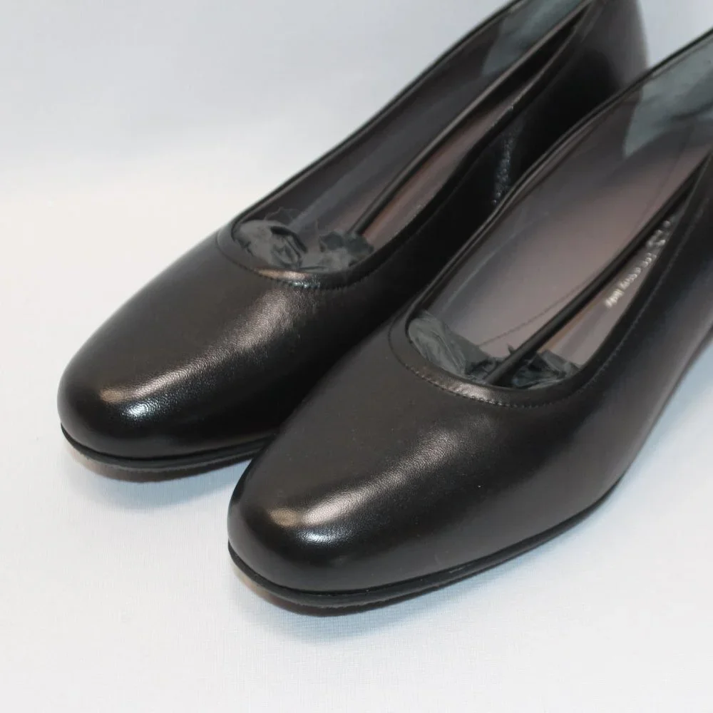 SAS Regina Black Leather Heels